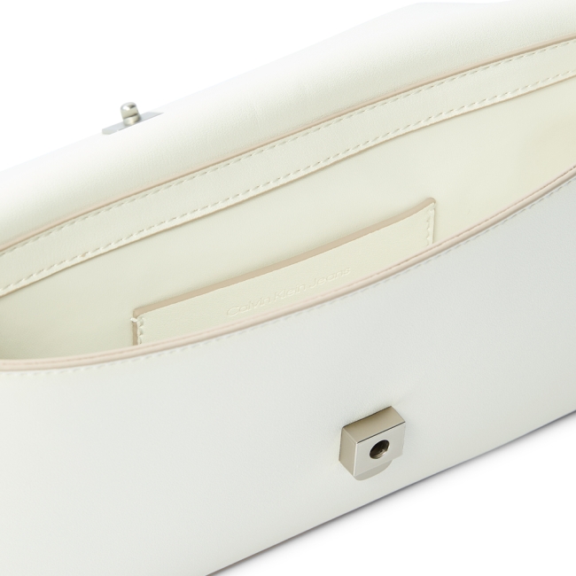 SCULPTED FLAP SHOULDER POUCH25