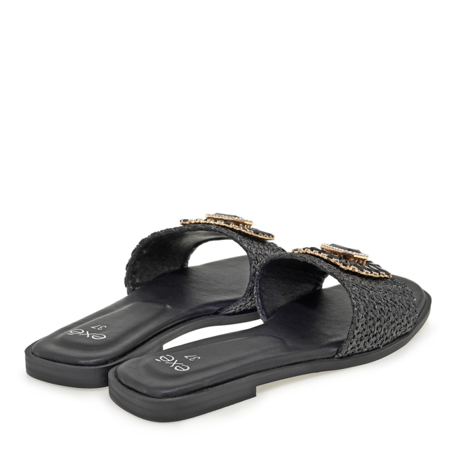 FLAT SANDALS