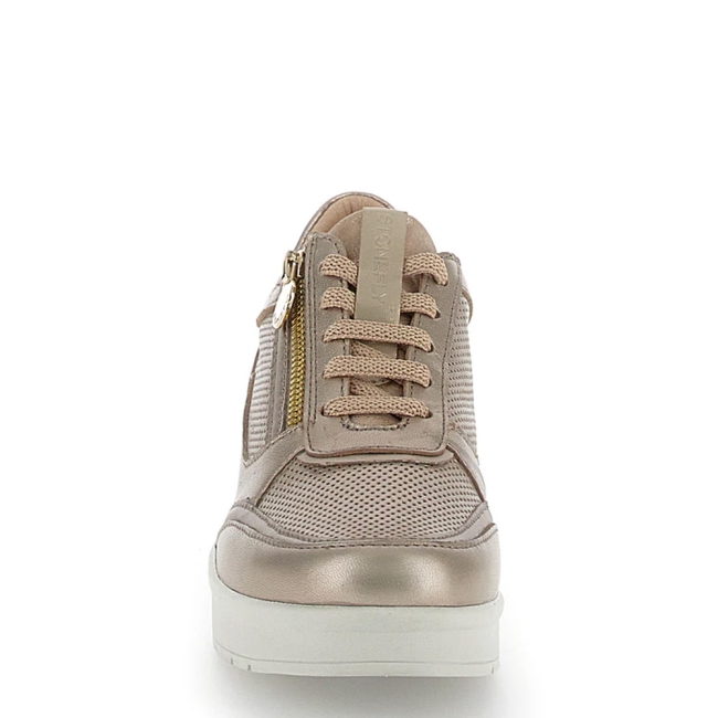 CREAM 52