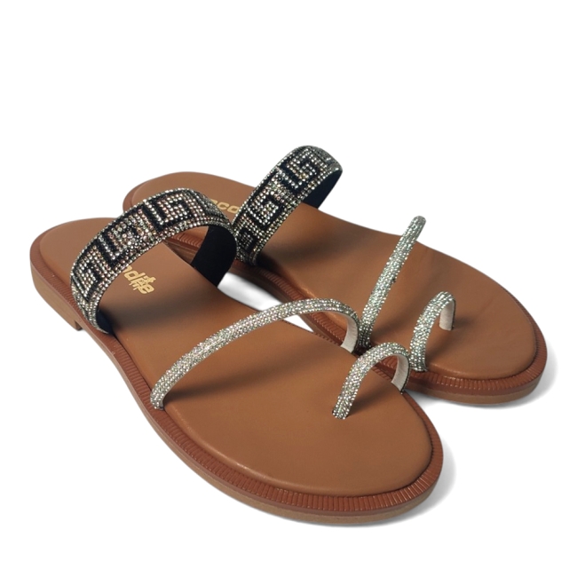 FLAT SANDALS
