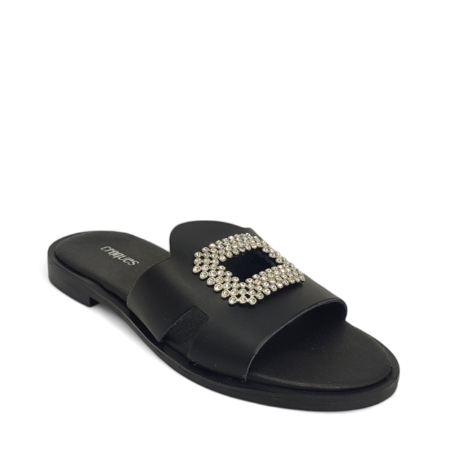 FLAT SANDALS