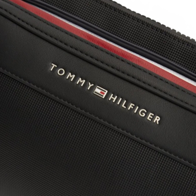 TH FOUNDATION BUMBAG