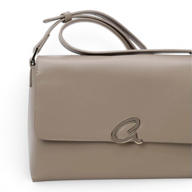 CROSSBODY