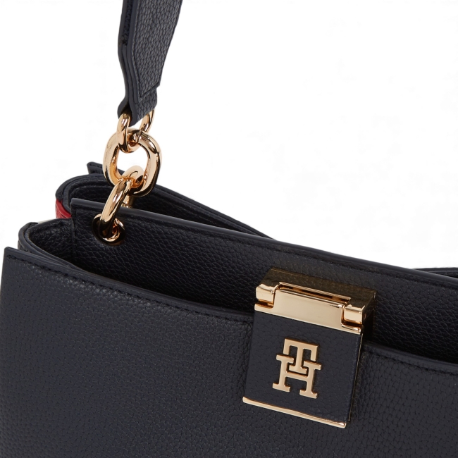 TH HER MED SATCHEL CORP