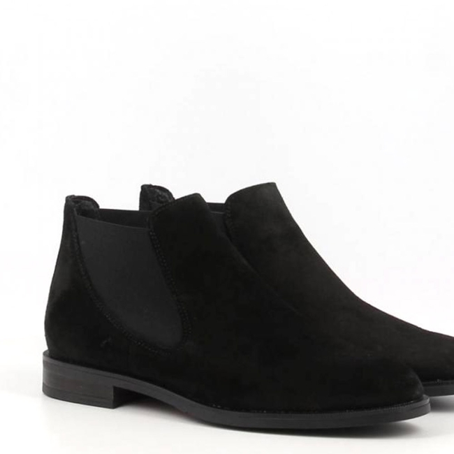 CHELSEA BOOT