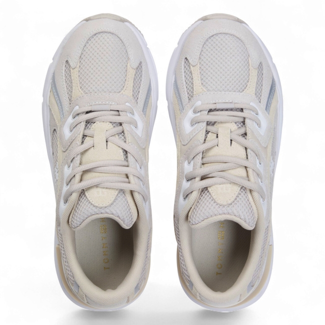 TH MODERN RUGGED RUNNER