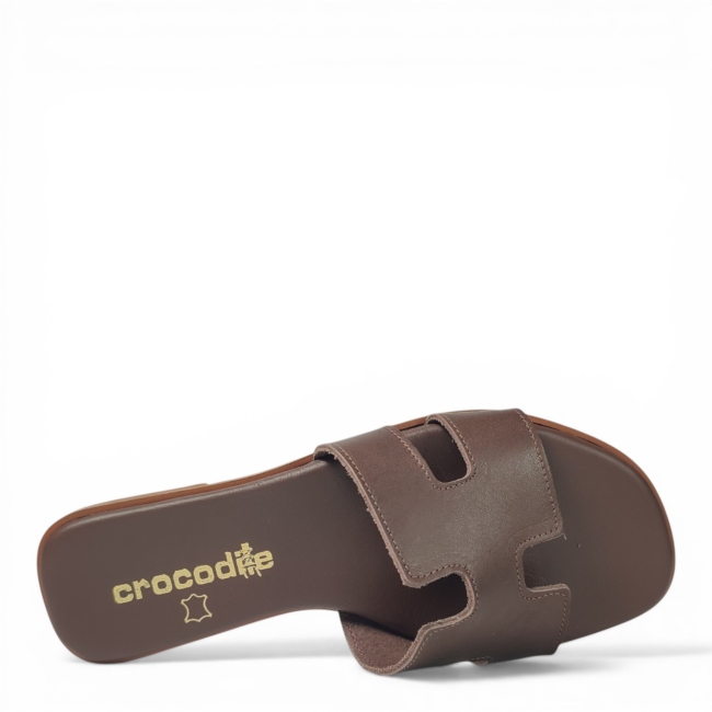 FLAT SANDALS