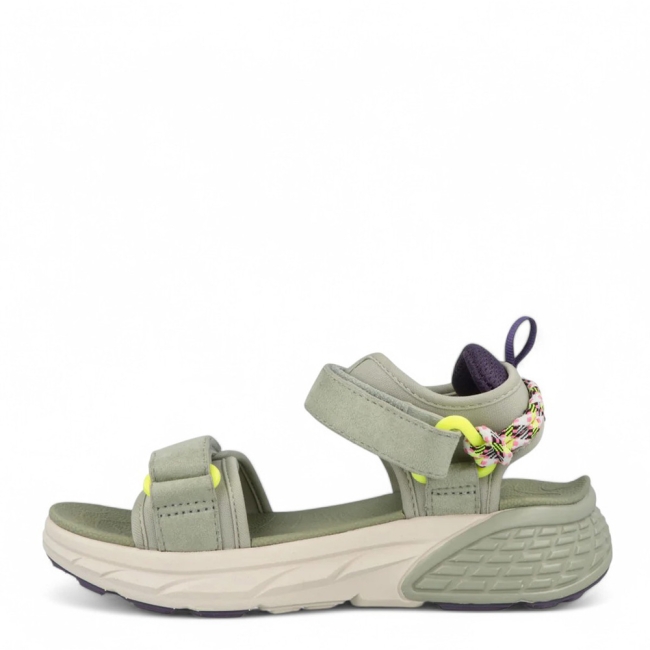 GROOVE SANDAL