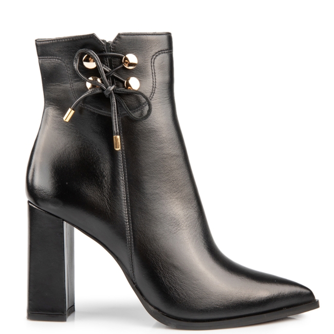 LEATHER COLLECTION