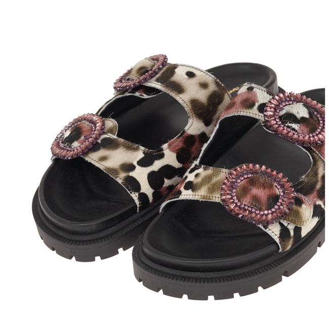FLAT SANDALS