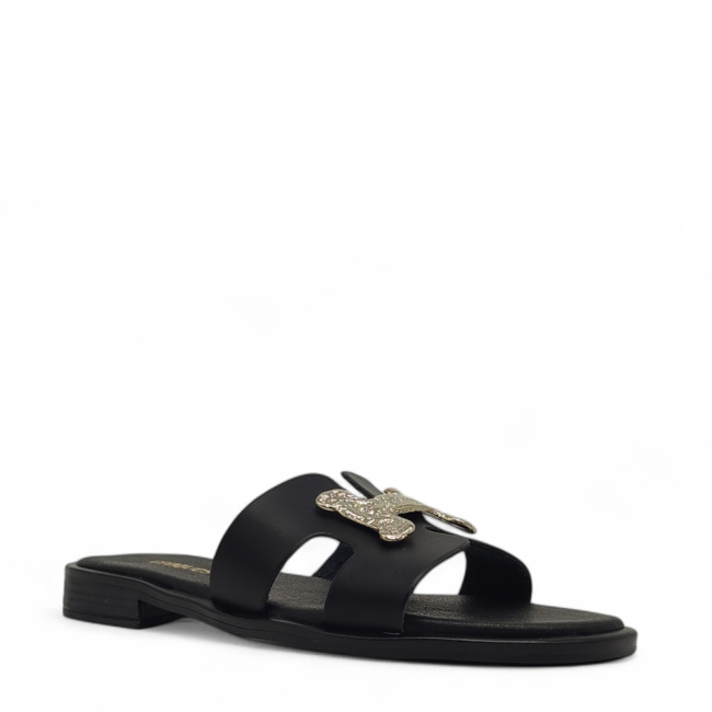 FLAT SANDALS