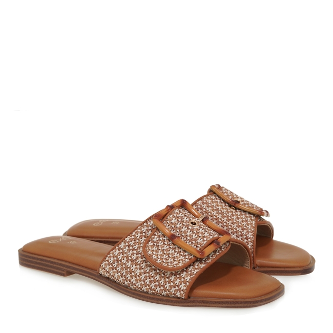 FLAT SANDALS
