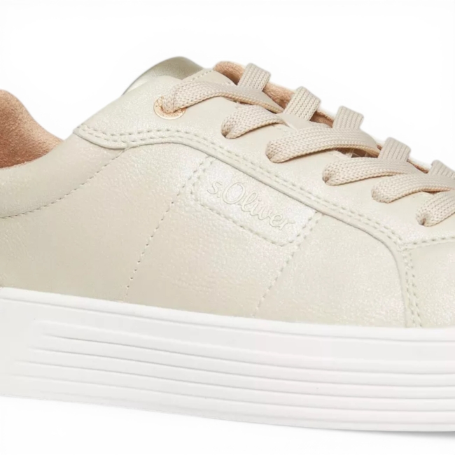 SNEAKERS WOMEN