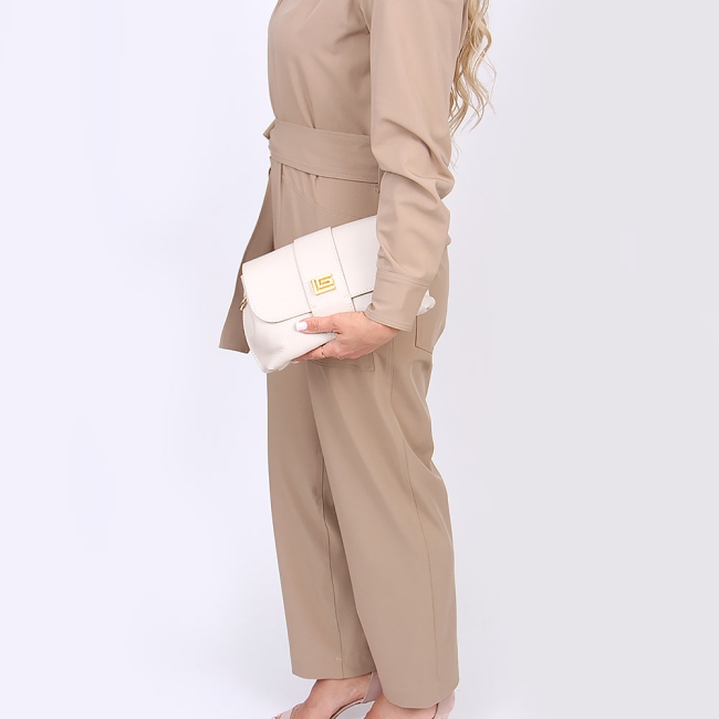 CROSSBODY