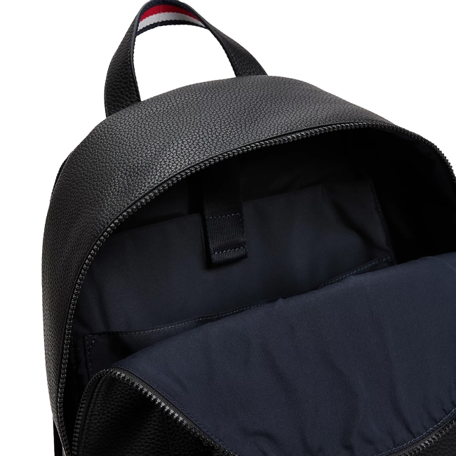 ESSENTIAL PU BACKPACK