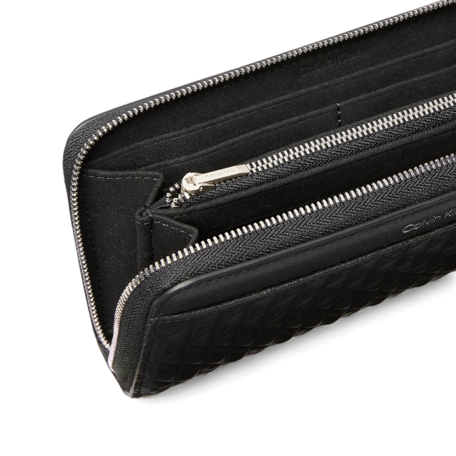 EMBOSSED AOP LONG ZIP AROUND