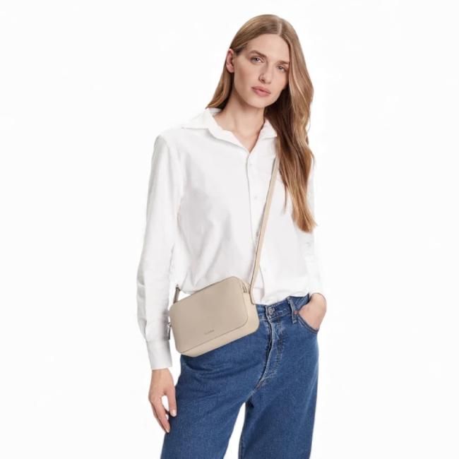 FOIL LOGO ELONGATED CAMERA BAG