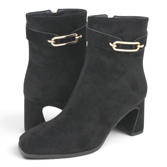 HEELED BOOTIES