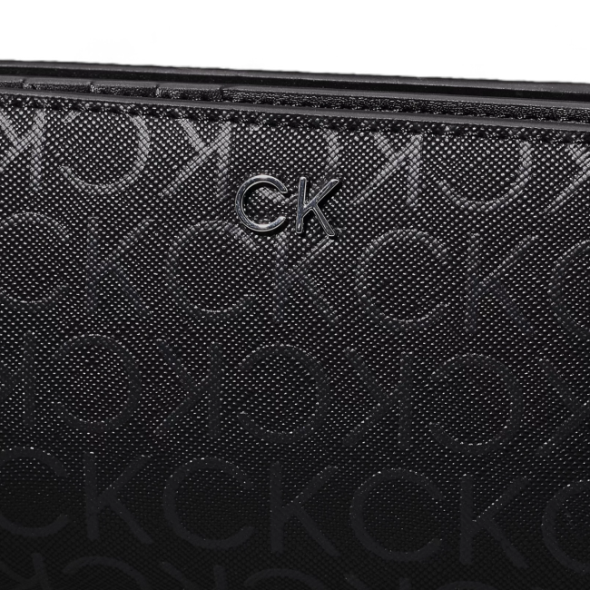 CK DAILY MD BIFOLD_MONO