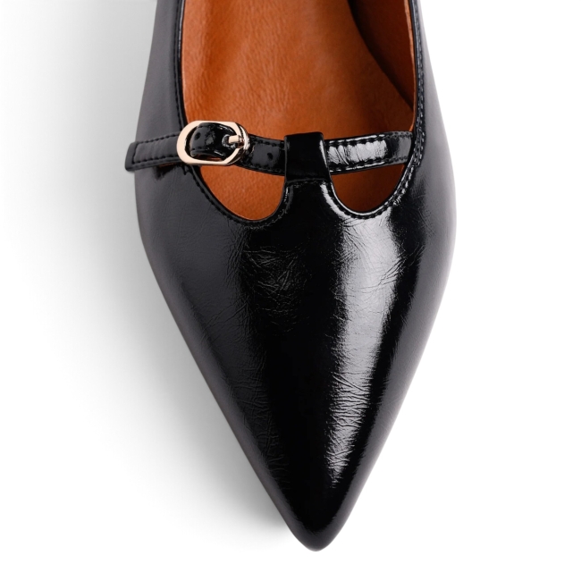 PUMPS