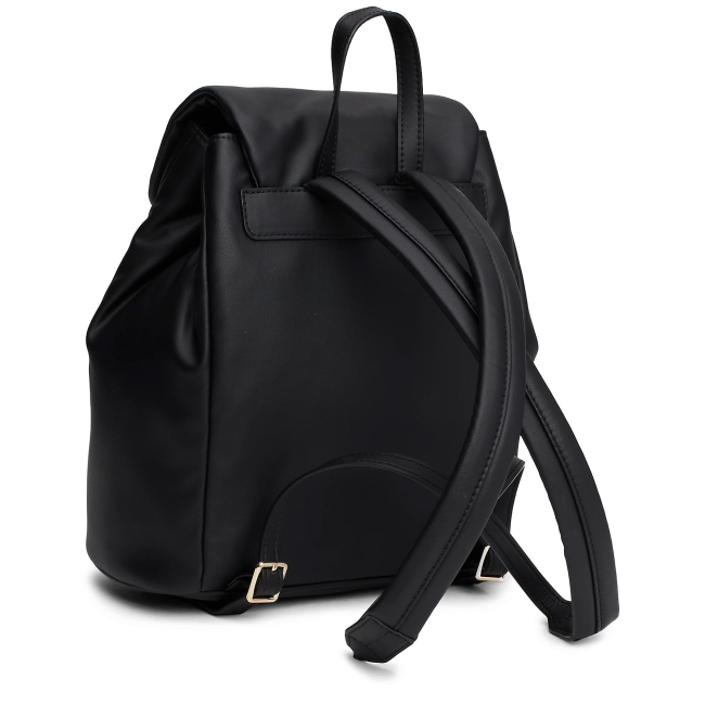 POPPY REFORM FLAP BACKPACK