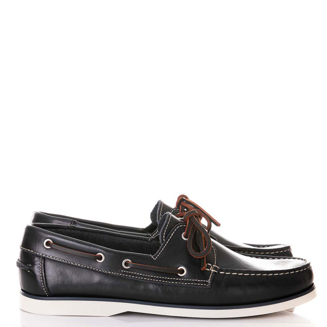 BOAT SHOE