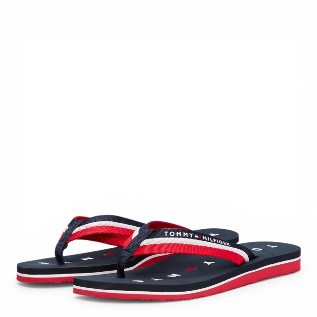 TOMMY LOVES NY BEACH