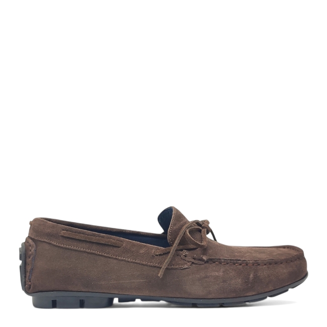 MOCCASINES