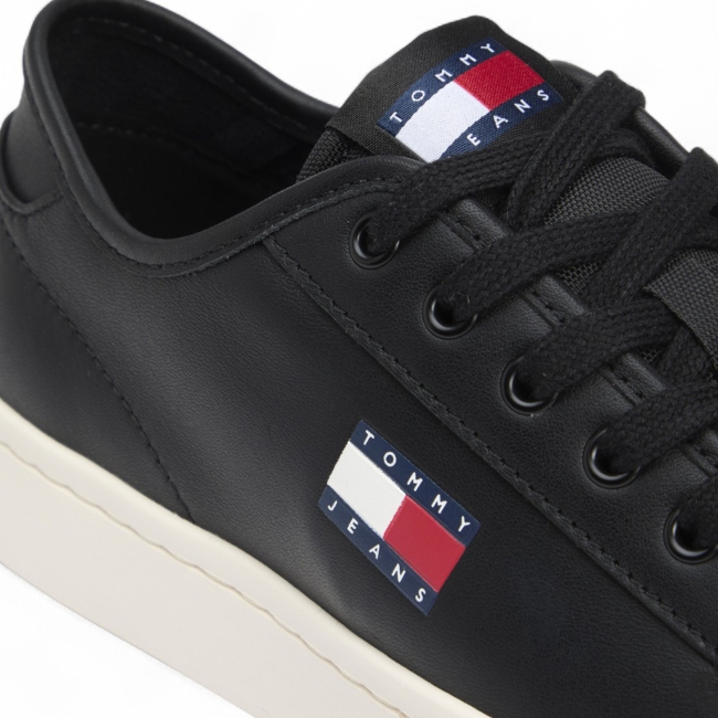 TJW LIGHTWEIGHT COURT SNEAKER