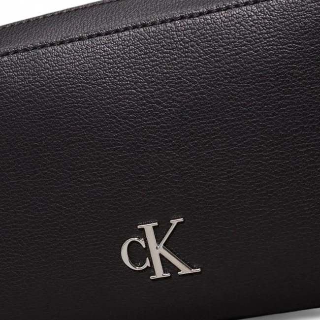 MINIMAL MONOGRAM CAMERA BAG 20
