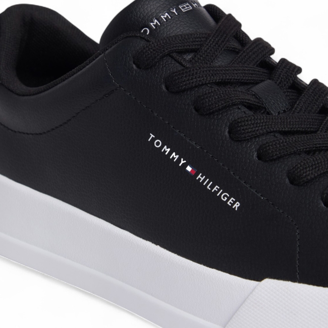 TH COURT LTH DETAIL ESS
