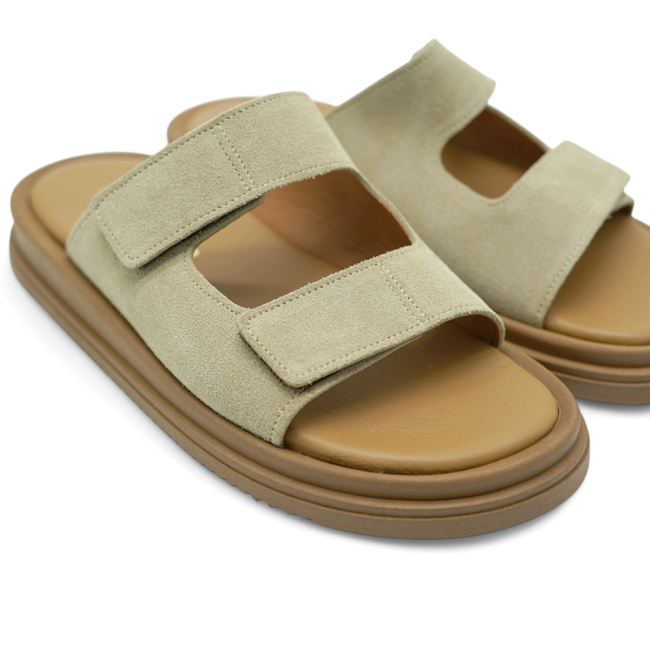 FLAT SANDALS