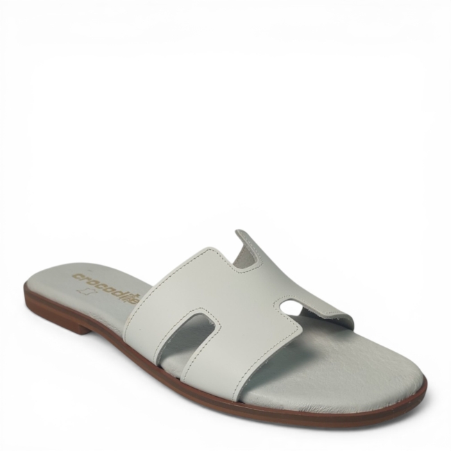 FLAT SANDALS