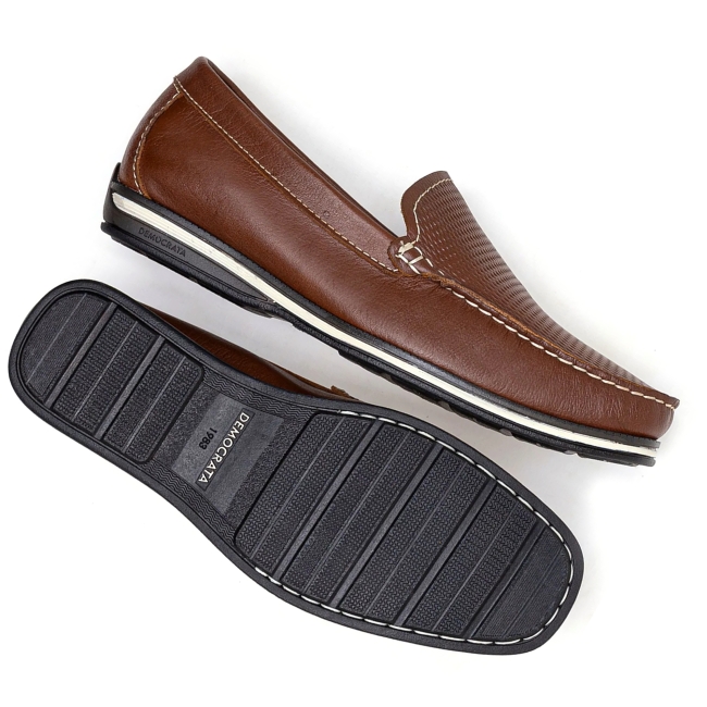 MOCCASINES