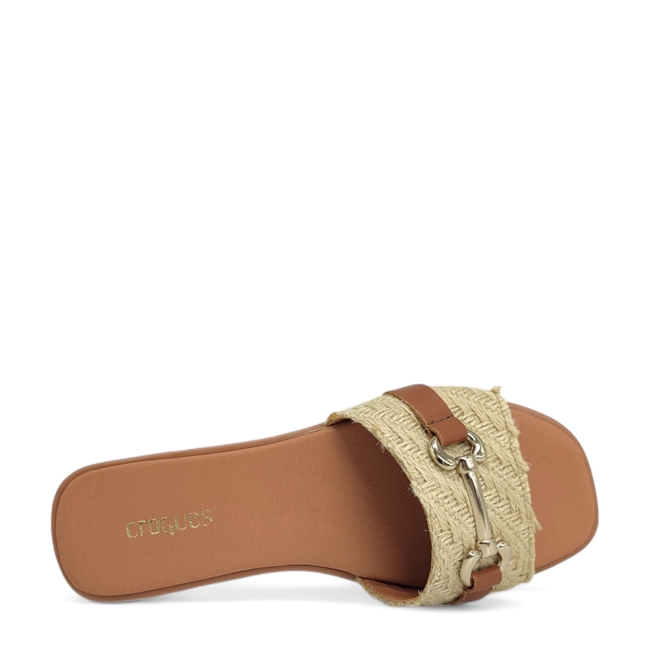 FLAT SANDALS