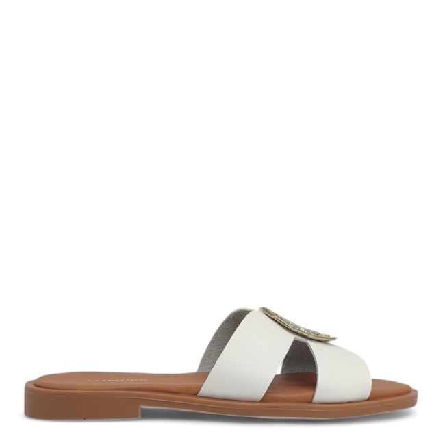 FLAT SANDALS