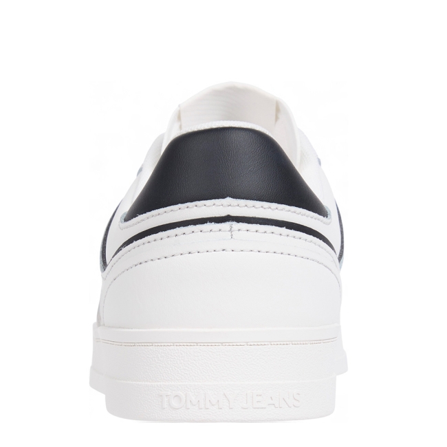 THE GREENWICH LEATHER