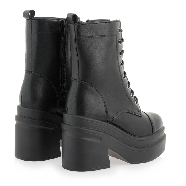 EXE HEELED BOOTIES