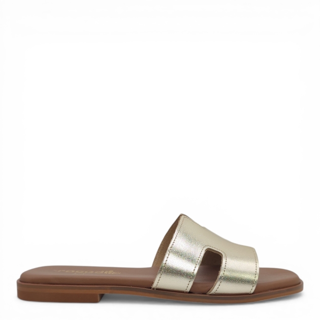 FLAT SANDALS