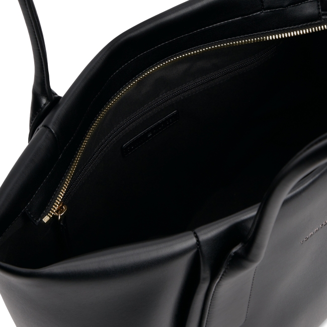 TH ESSENTIAL TOTE