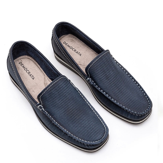 MOCCASINES