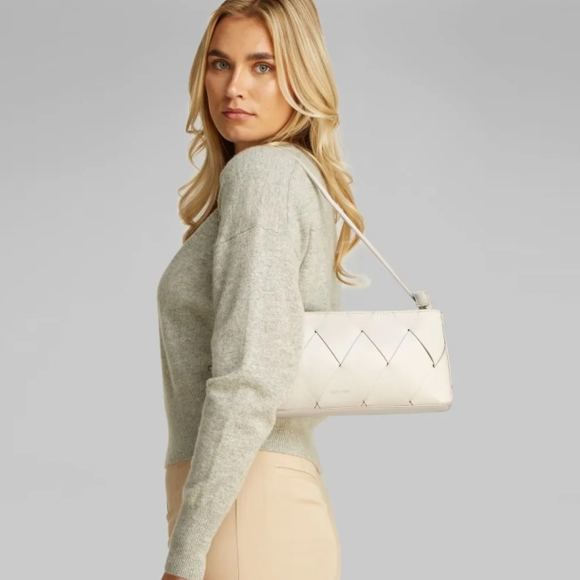 CK WOVEN ELONGATED SHOULDER BA