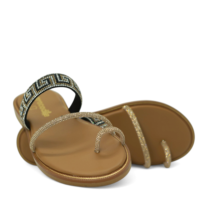 FLAT SANDALS