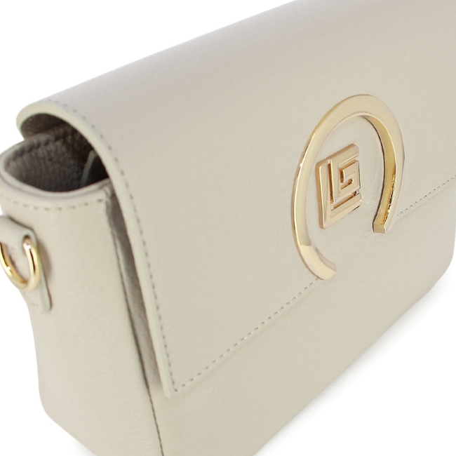 CROSS BODY
