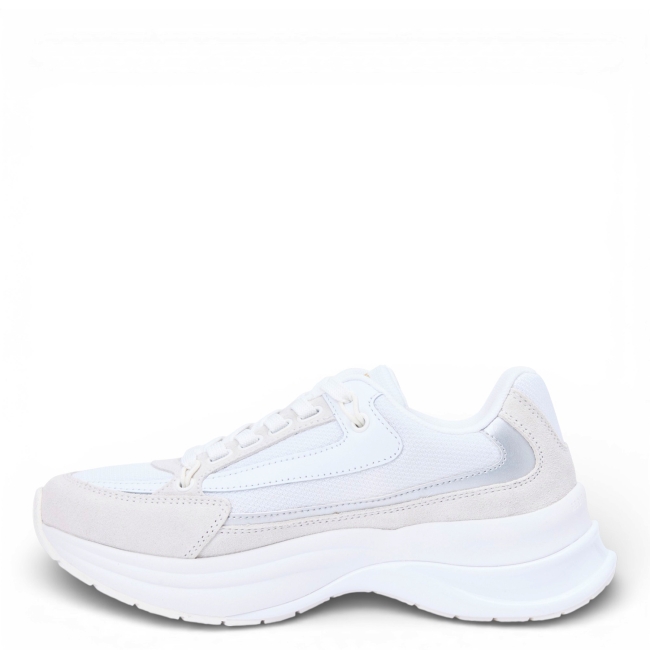 TH SPORTY CHIC RUNNER