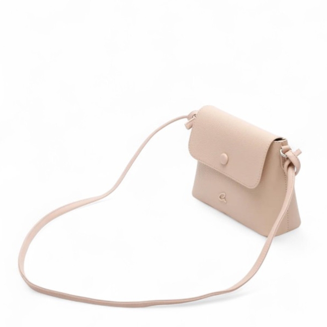 CROSSBODY