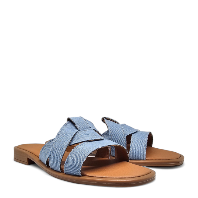 FLAT SANDALS