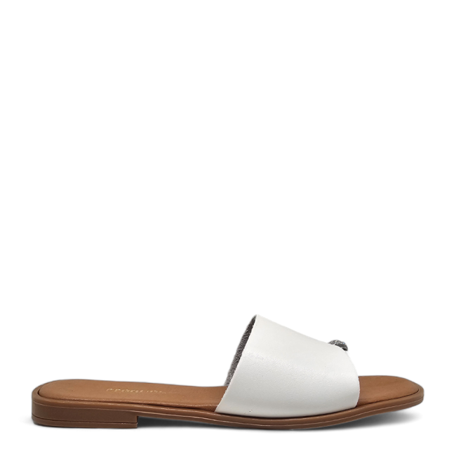 FLAT SANDALS