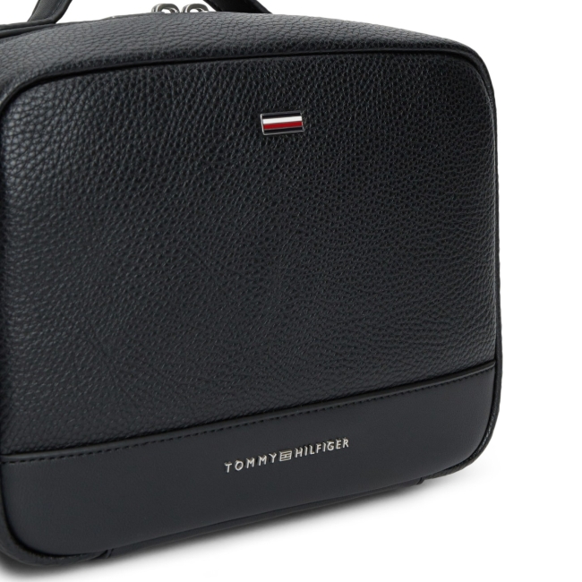 TH CENTRAL TRAVEL WASHBAG