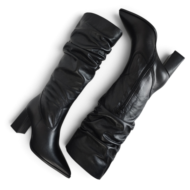 LEATHER COLLECTION